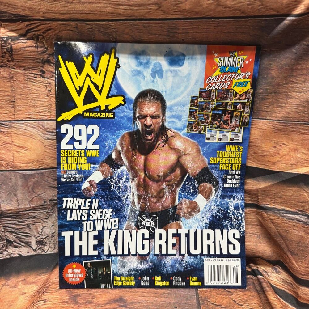 WWE Magazine August 2010 Triple H The King Returns Wrestling Cards